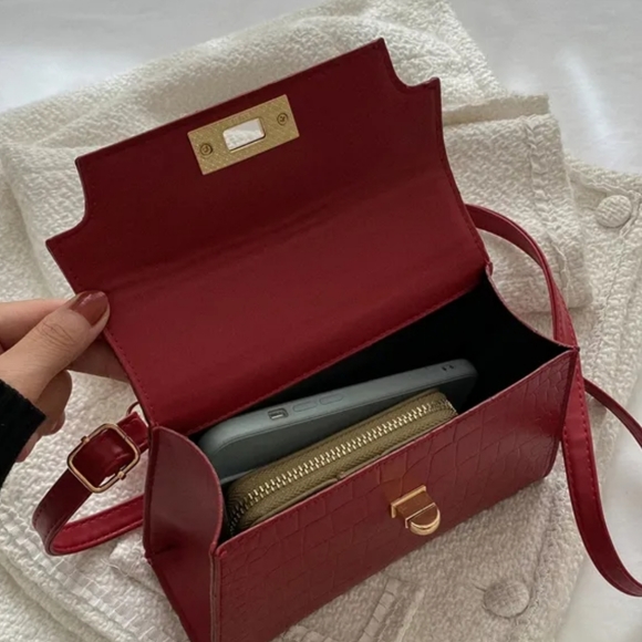 Brand New Faux Leather  Shoulder Crossbody handbag - Picture 6 of 6